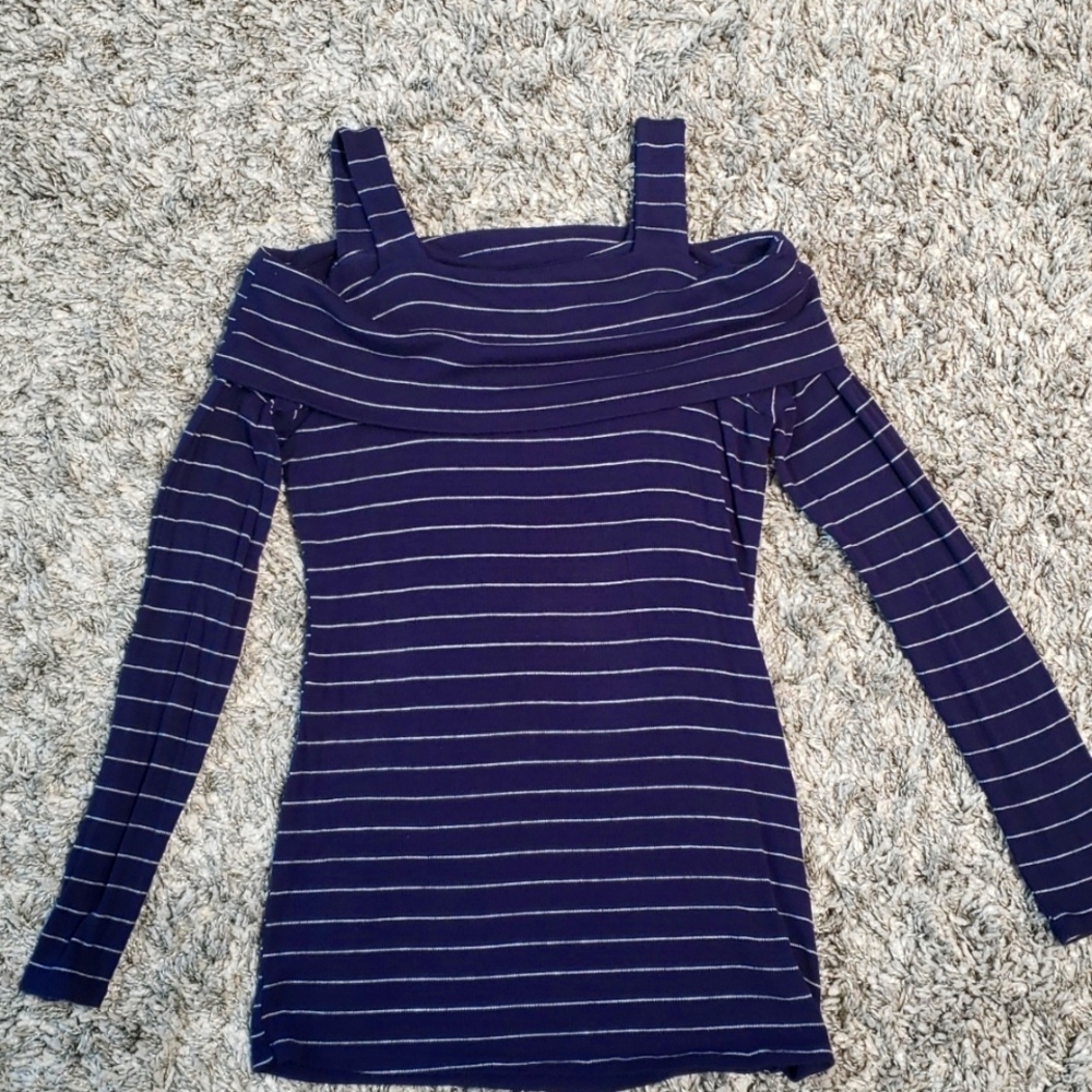 Motherhood Maternity Navy blue sweater in size Medium
